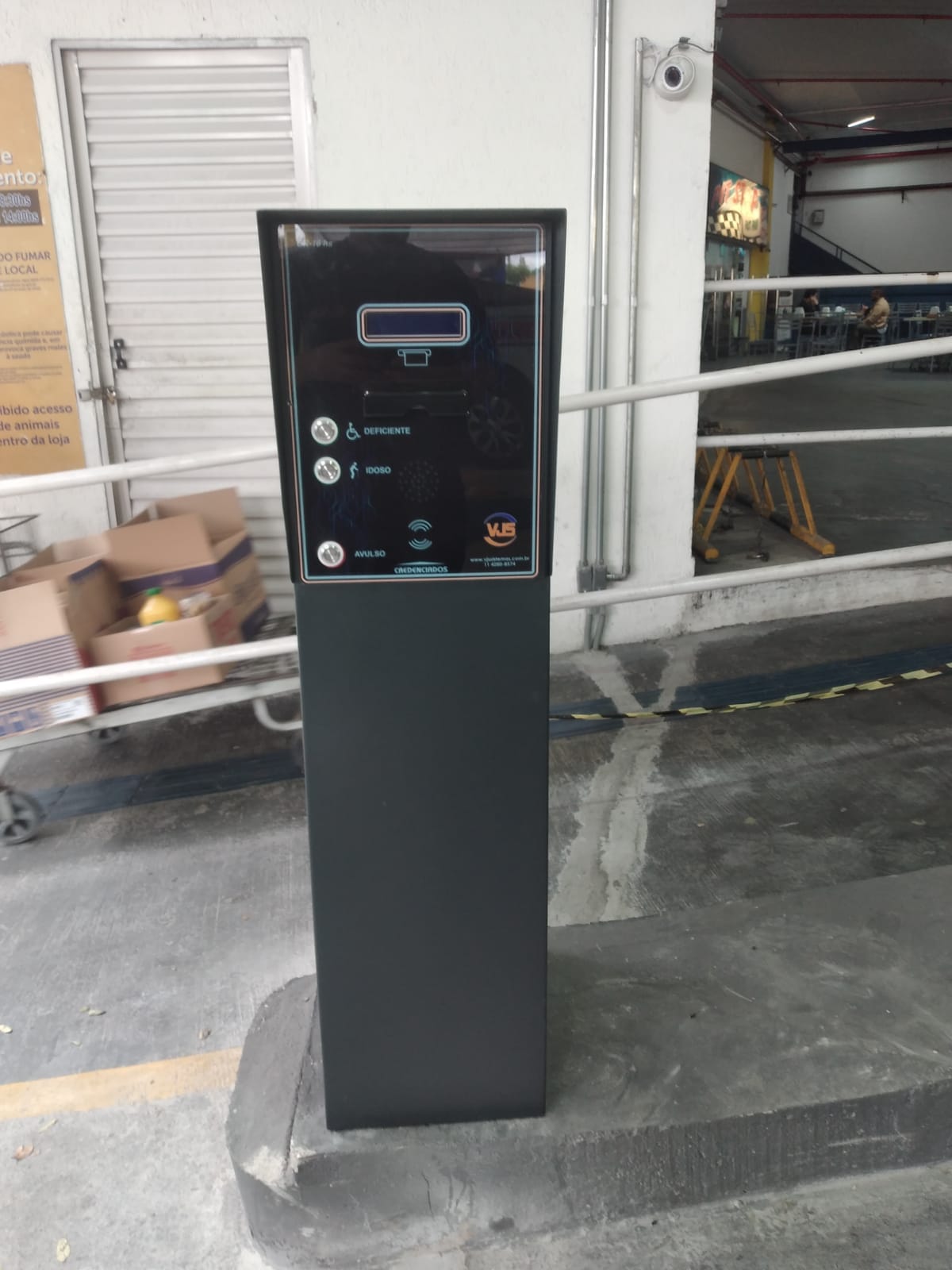 Equipamentos automatizados para estacionamento acessível